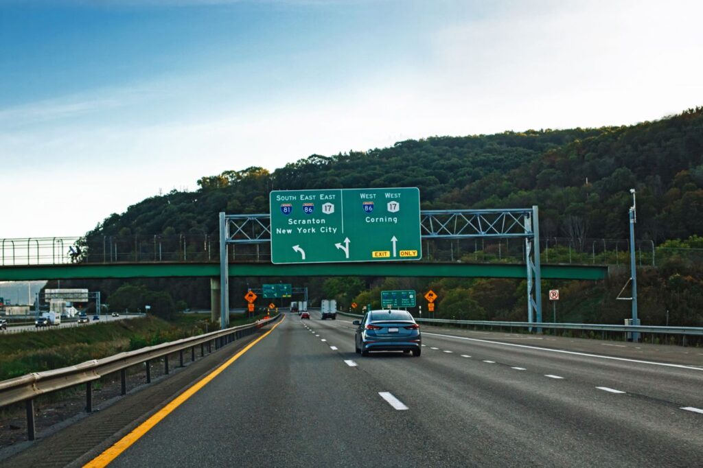 Website Structure Acts like Road Signs